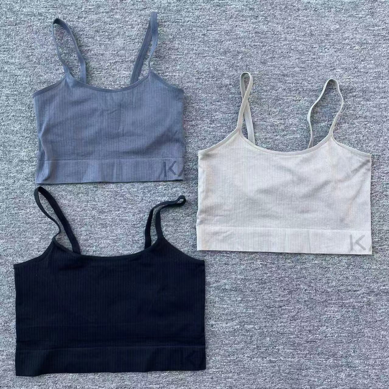 Una sola capa sin costuras de belleza de espalda chaleco de mujer sin anillo de acero yoga bra ropa interior deportiva mujer al por mayor taza transpirable