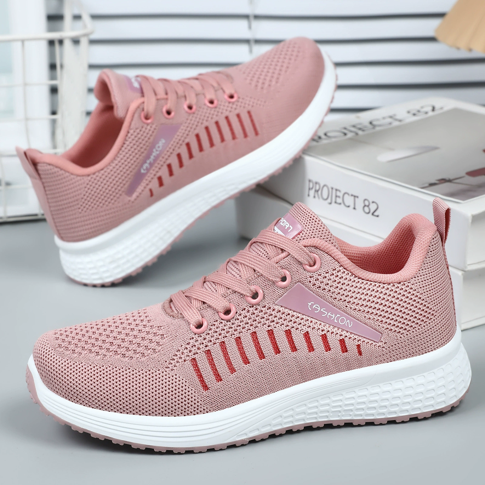 Обувь Женская обувь Универсальная летняя новая верхняя одежда Дышащая спортивная обувь Трансграничная дропшиппинг Мягкая подошва Не утомляет ноги Туфли с сеткой