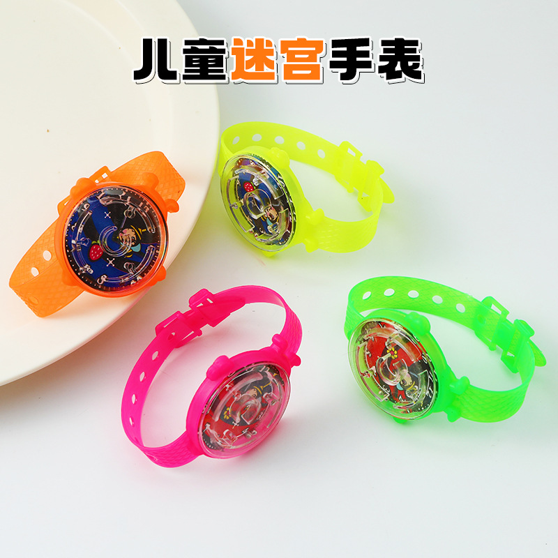 Relojes de laberinto para niños Juguetes al por mayor Bola de equilibrio de la palma Bola de equilibrio Yiwu Juguetes pequeños Bola de laberinto de plástico