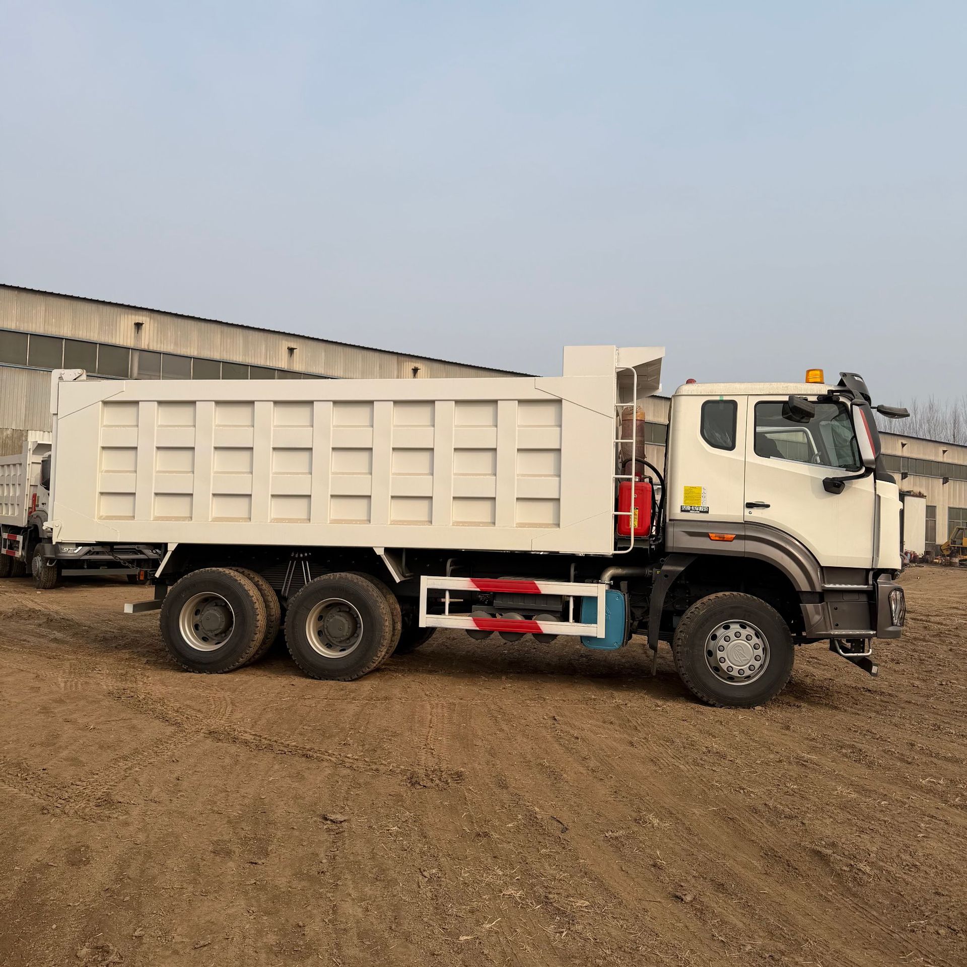 Howo Nx 6*4 Drive Dump Truck, Mining Dump Truck, Mining Special Vehicle, Mining Customization