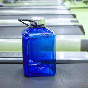 2.7L��y�����¿����������ˮ���ɷ��֙C���ս����\��ˮ��