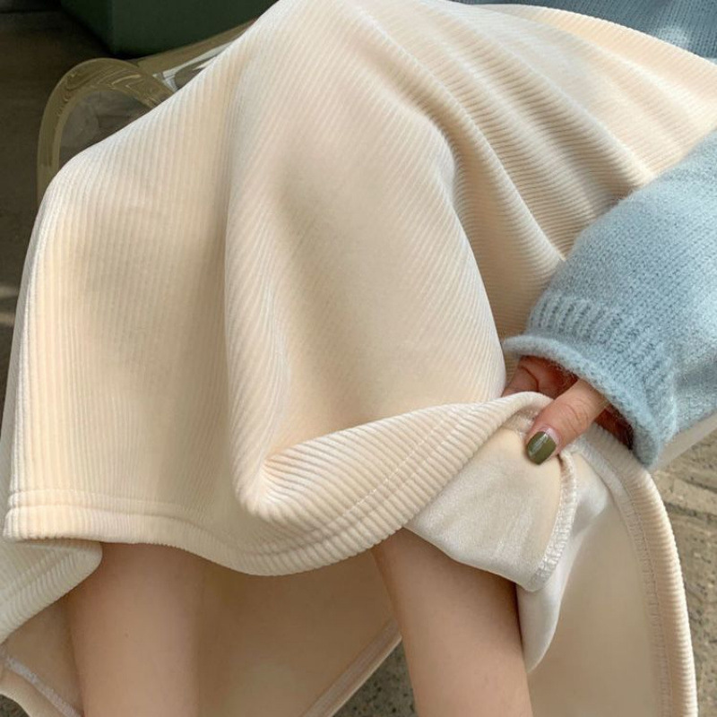 灯芯绒大码女装加绒加厚半身裙秋冬新款韩版中长裙子高腰显瘦开叉