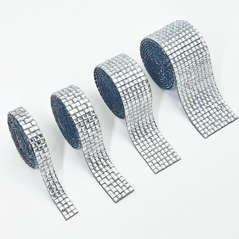 Nuevos accesorios de joyería de tiras de diamantes de cristal pegatinas de diamantes de imitación cinta de diamantes de imitación autoadhesiva de bricolaje accesorios de ropa pegatinas de diamantes