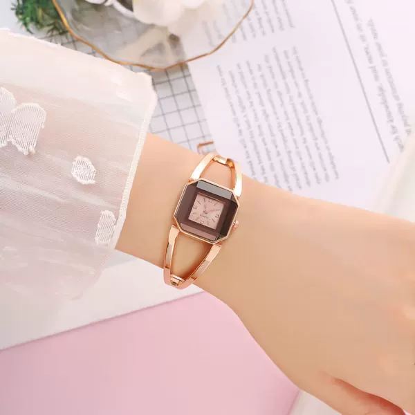 Square Watch for Women 2024 New Model Women's Watch Light Luxury Niche Women's Watch with High Aesthetic Value