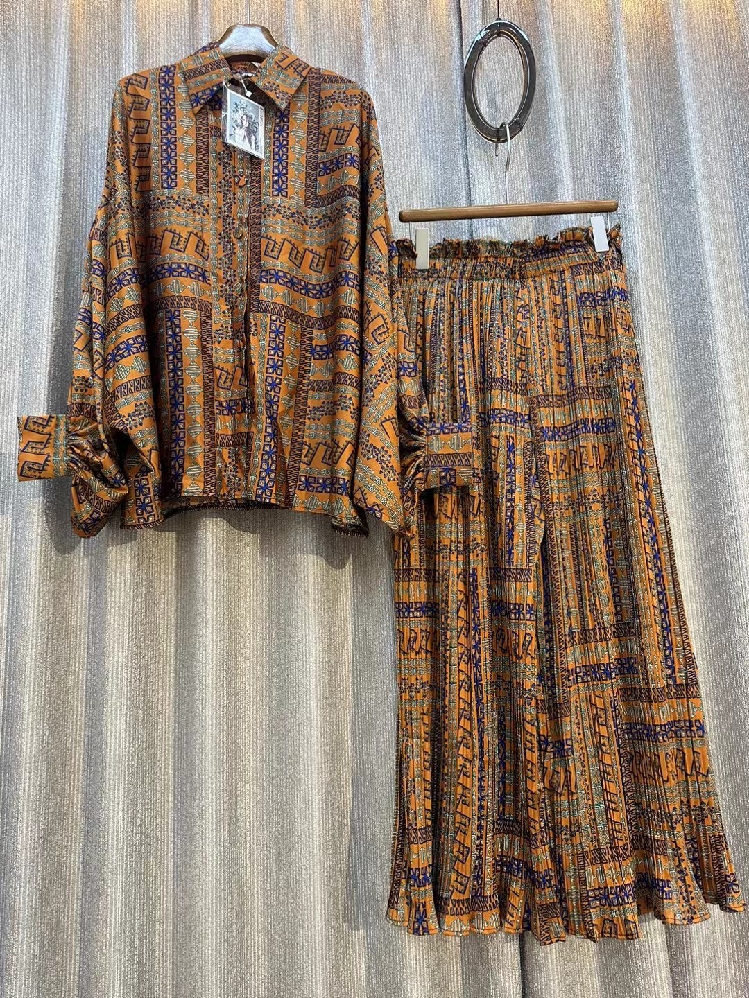 560g Weight Long Sleeve Sleeve Length Polyester Fabric Type Pant Co-ord Set Sets Type 2 Pieces Set Quantity Holiday, Street Occasion Turndown Neckline Loose Fit Type Printing, Flower Pattern Summer, Spring, Autumn Season Women's Gender Elegant, Basic Style Holiday Street Women's Elegant Basic Printing Flower Polyester Pant Co-ord Set Pants Sets 25