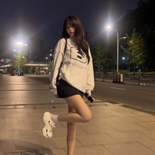 带帽上衣服帽衫学生趣味摇滚小众特色连帽卫衣女装印花甜美清新薄