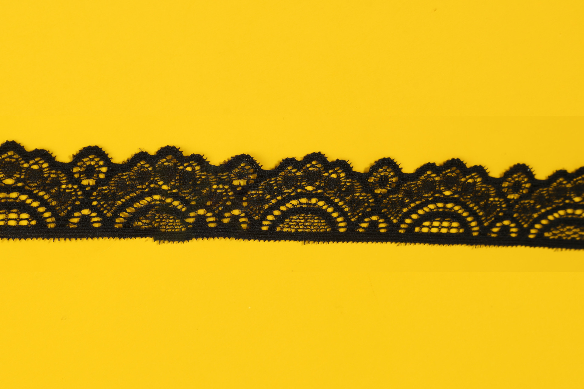 Accesorios de encaje de nylum blanco, decoración hueca de borde ancho de alta gama, cuello, falda, cortina, tela de mesa al por mayor