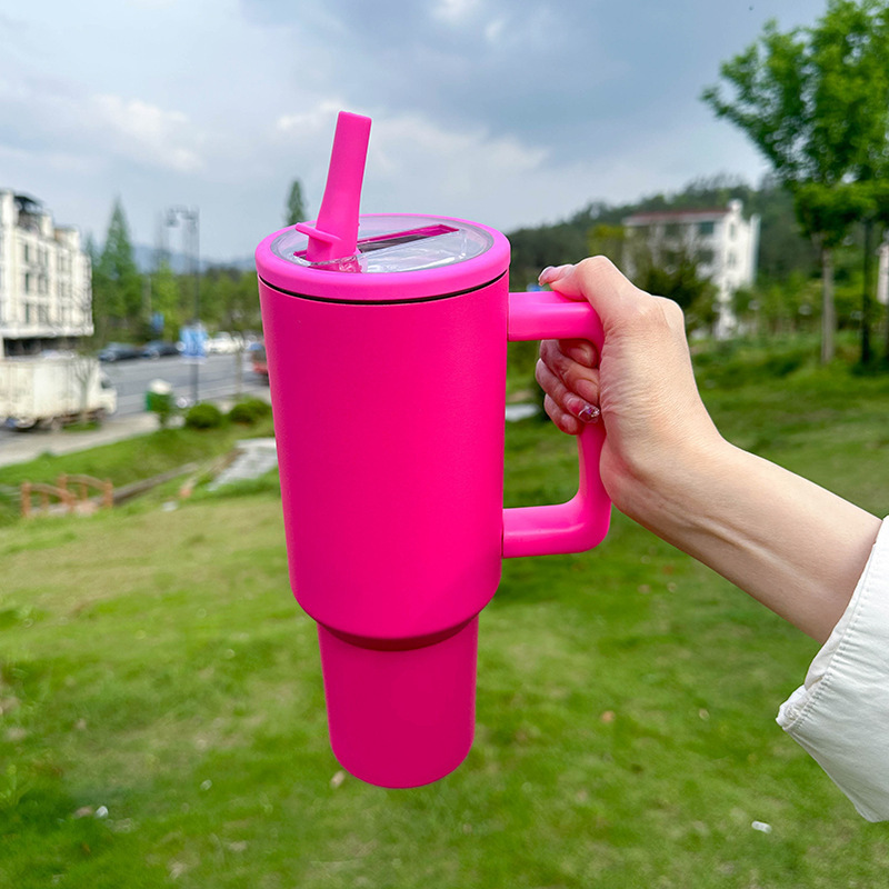Taza térmica de acero inoxidable 304 de doble capa con aislamiento al vacío, de 40 oz, con asa, para automóvil, de gran capacidad, con popote, popular para exportación.