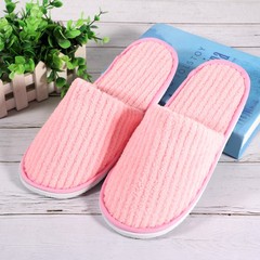 Factory Supply Disposable Coral Velvet Slippers for Hotels, Guesthouses, Home Use, Guest Welcoming, EVA Diamond Pattern, Bulk Quantity Available for Wholesale