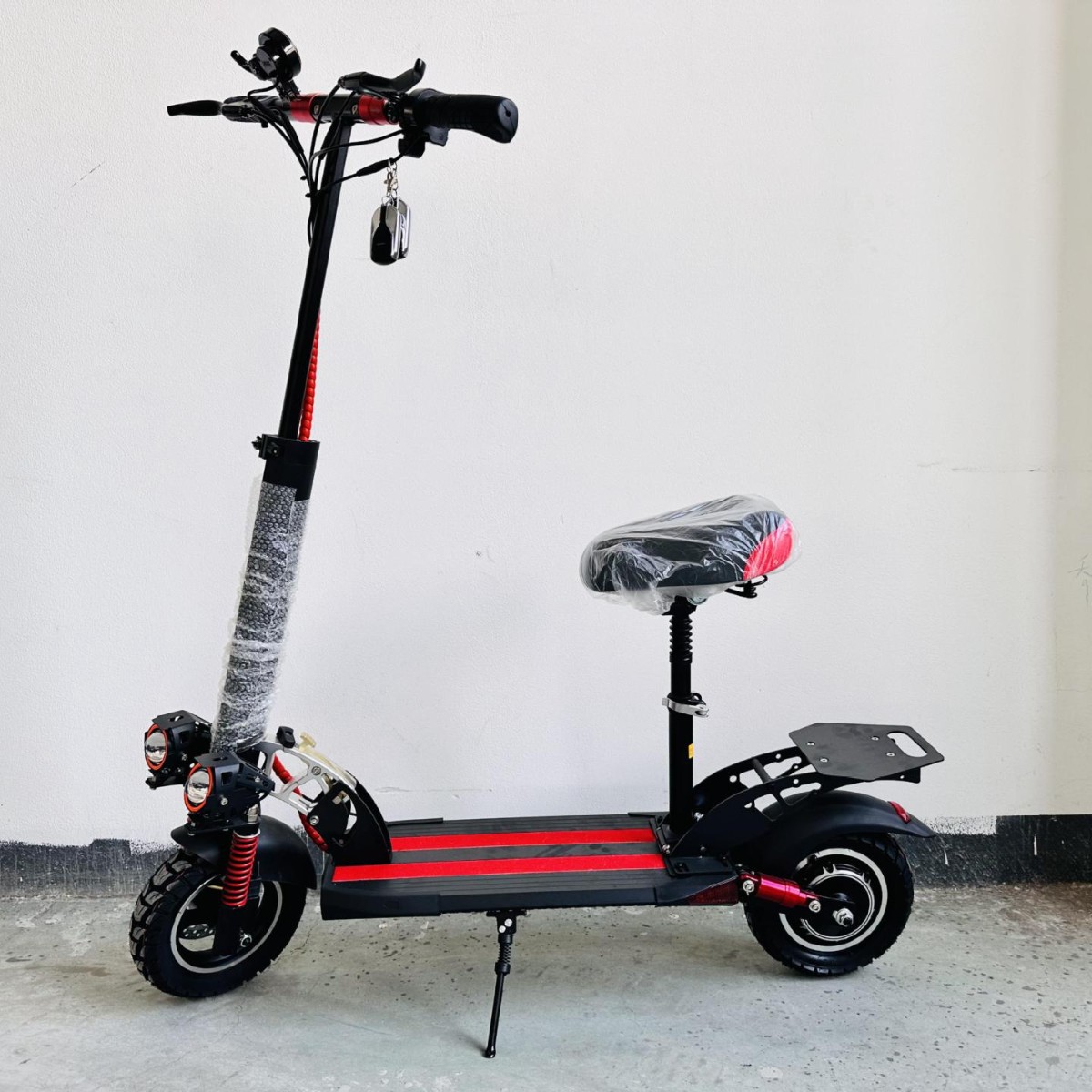 Wēn Dí Electric Scooter 10-inch Adult Foldable Scooter Commuting Skateboard (Auto Parts and Accessories) - black