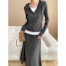 女式T恤;女式针织衫;女式衬衫