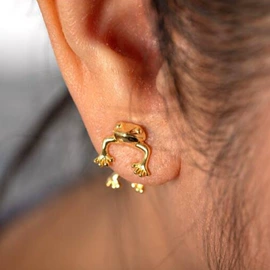 项链;耳环;耳钉