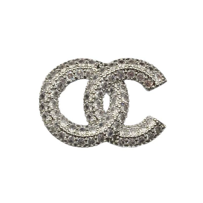 Tassel Versatile Chanel Grandma Brooch, Yaxa sancaqları