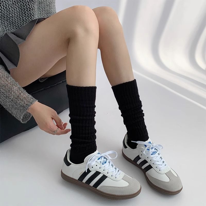 Calcetines transpirables de pantorrilla de punto de color sólido de todo fósforo de moda americana de primavera y verano ~ Apile las medias y use súper hermoso ~