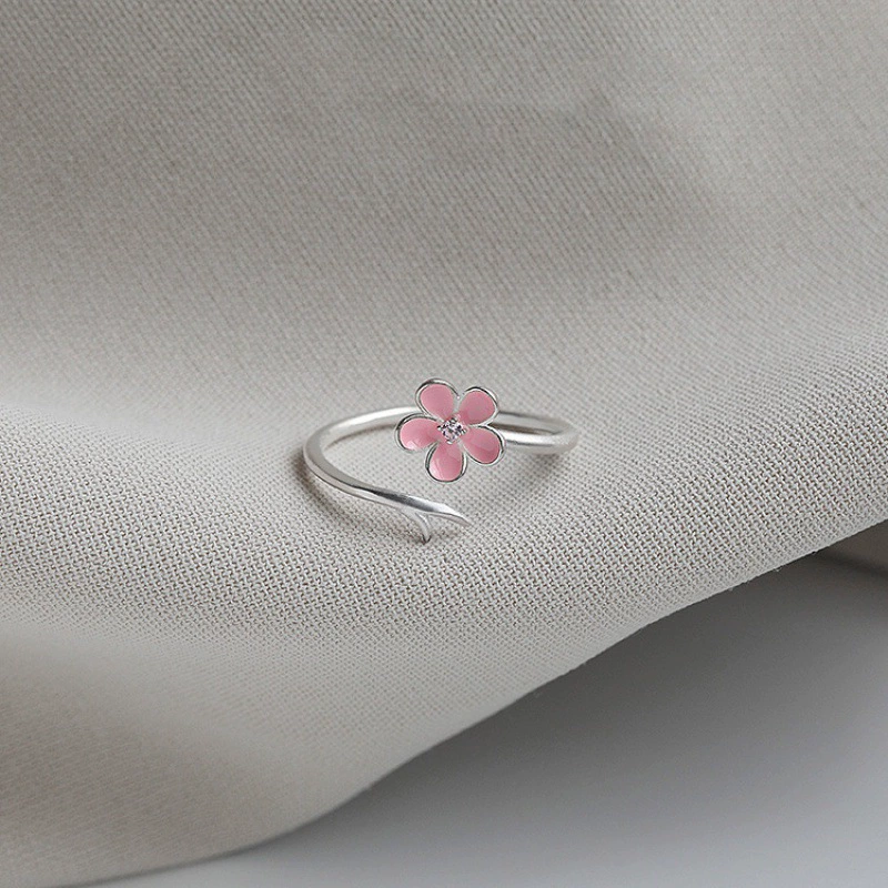 Brand fuchsia cute ring, Japanese and Korean, simple and elegant design, flowered