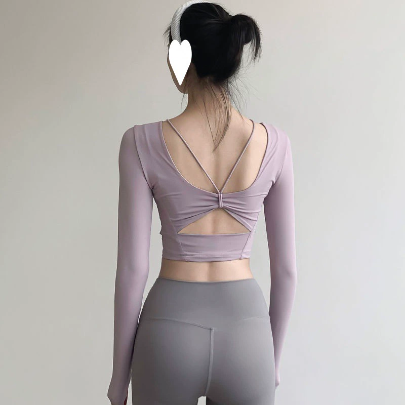 Йога топ с нагрудным ковриком Йога костюм с длинными рукавами Футболка для женщин с тонкой спиной фитнес бег