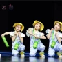 幼儿园儿童小荷演出舞蹈服