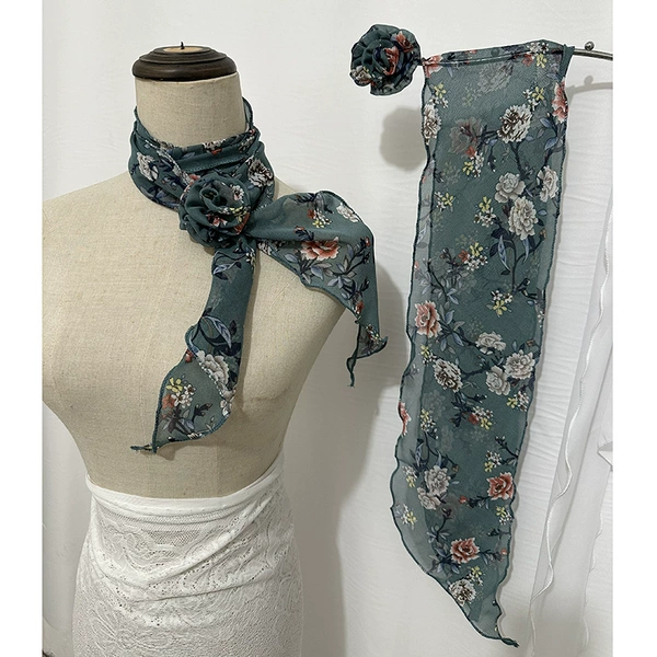 Peacock green-rose