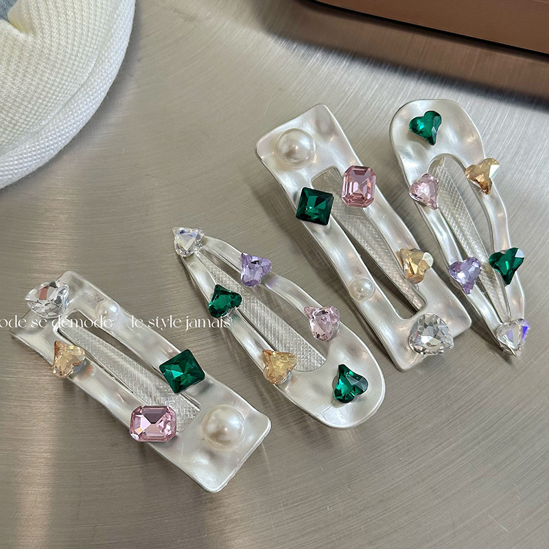 Colorful gem retro elegant silver alloy Pearl Rhinestone duckbill clip hairpin girl Heart side bangs clip