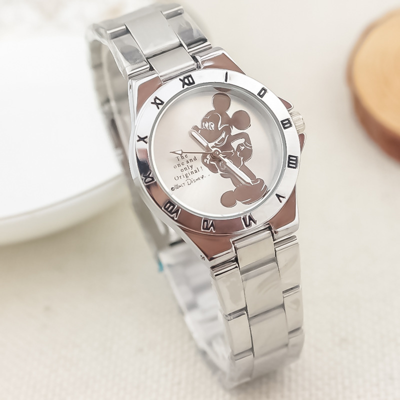 eBay AliExpress Explosions 3D Children's Cartoon Mickey Mouse Steel Band Quartz Watch Cartoon Watch for Primary and Secondary School Students