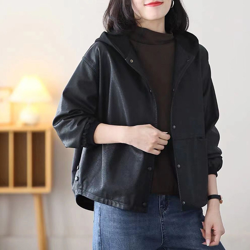 Literary Retro Hooded Leather Short Jacket for Women 2025 Autum New Large Size Loose Slimming Look Pure Color Pu Leather Jacket