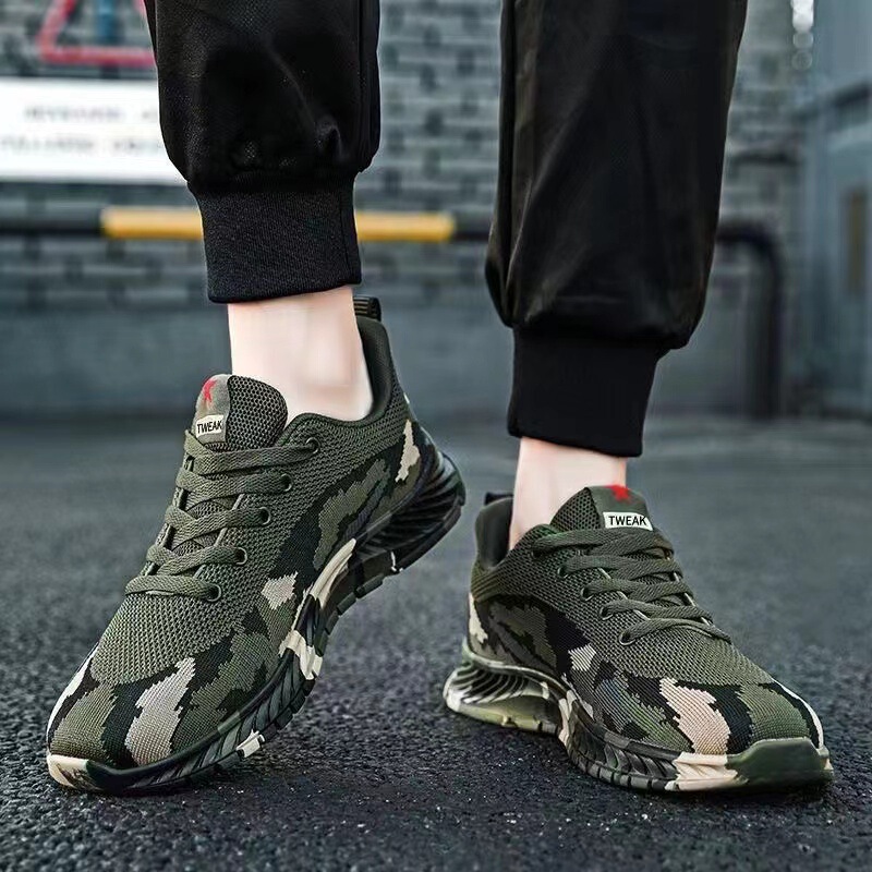 2023 Spring and Summer New Camouflage Fly Knitted Sports Shoes Outdoor Mountaineering Casual Shoes Student Military Training Plaid Training Shoes