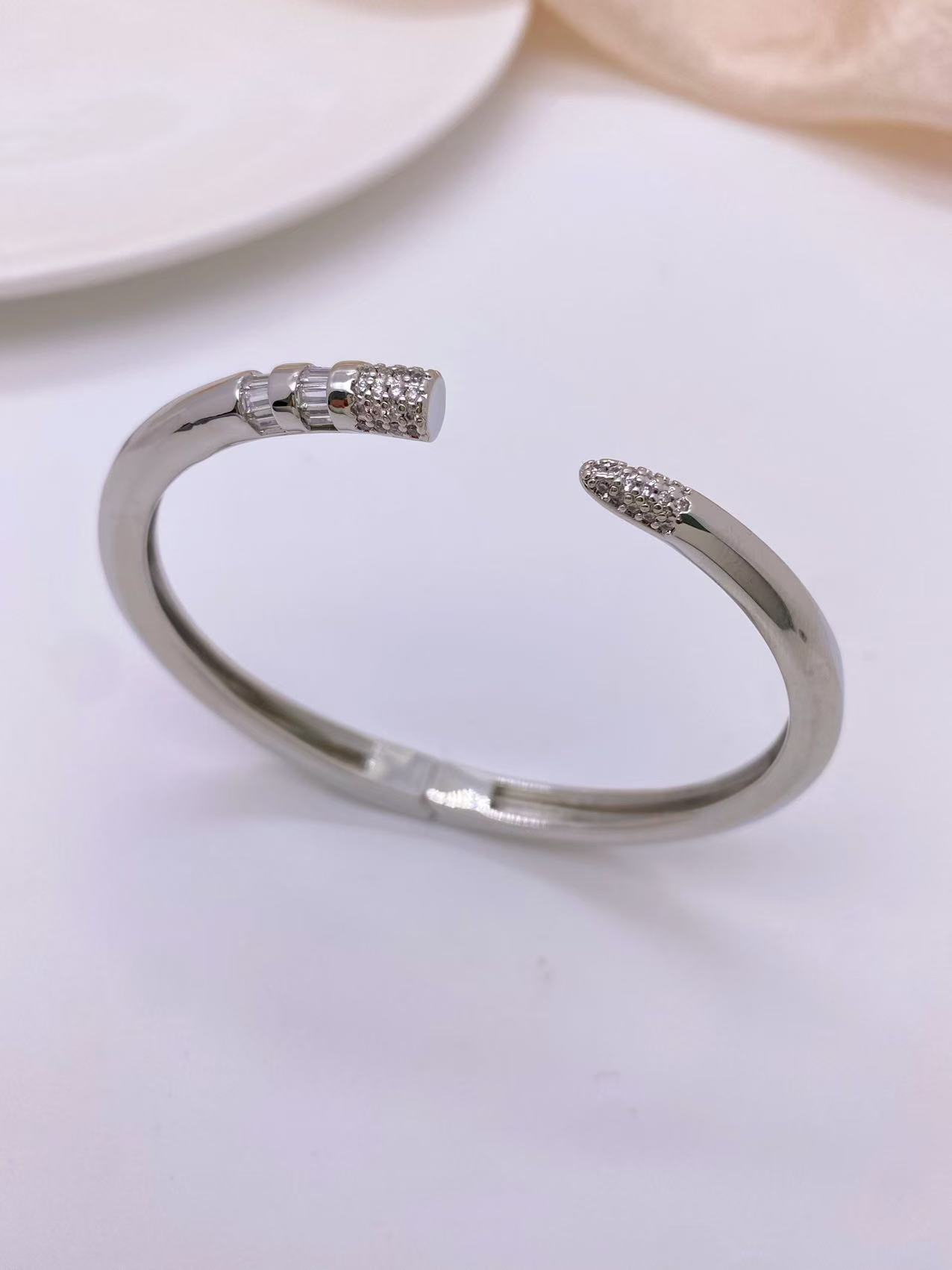 24g Weight 18K Gold Plated Plating Material Zircon Inlay Material Bangle Classification Copper Chain Material 1 Piece Quantity Casual, Daily Occasion Copper Material Multicolor Pattern All Seasons Season Women's Gender Plating, Inlay Design IG Style Style Wholesale Jewelry IG Style Multicolor Copper Zircon 18K Gold Plated Plating Inlay Bangle 12