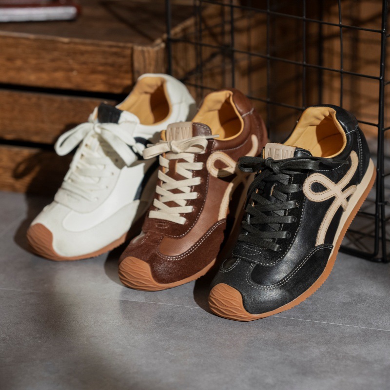 Women's First Layer Cowhide Leather Training Shoes 2025 New Autumn Low-Top Casual Shoes Retro Soft Sole Sports Shoes for Women