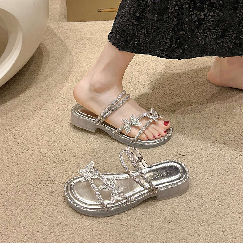 Sandals Women's Summer Out 2024 New Style Dress Two-Wear Internet Red Butterfly Rhinestone Sandals Beautiful Flat Slippers