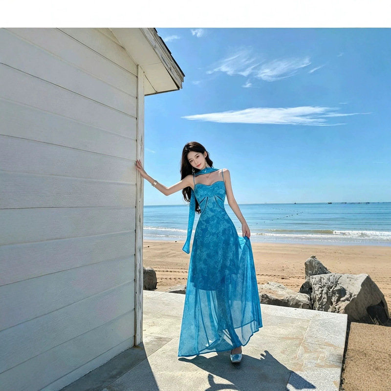 Vintage, unique, super stylish, waist-cinching, slimming, strapless beach maxi dress, seaside vacation style dress, Summer 2026 Vintage, unique, super stylish, waist-cinching, slimming, strapless beach maxi dress, seaside vacation style dress, Summer 2026