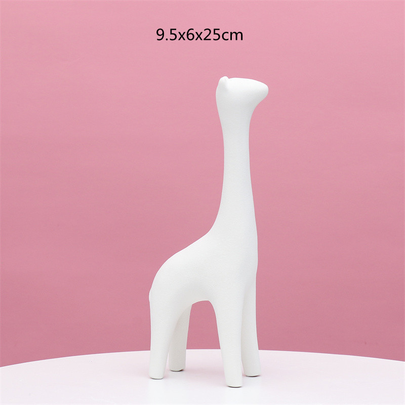 Artesanías de cerámica de estilo europeo Decoración Accesorios Para el hogar creativo TV gabinete de cerámica jirafa regalo al por mayor
