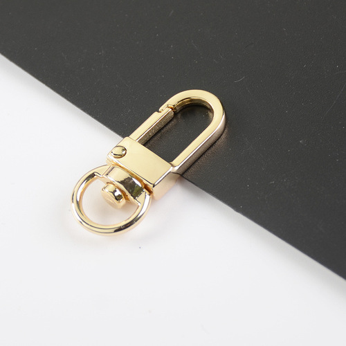 Manufacturer wholesale puppy buckle spring keychain creative gift luggage buckle hardware accessories gift bag hook buckle