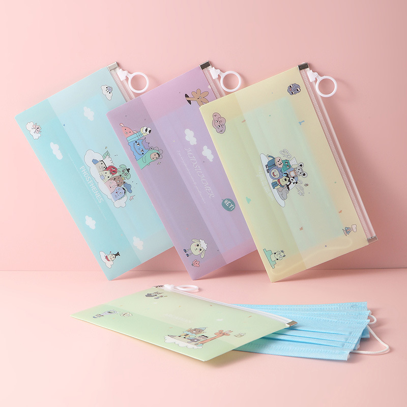 Storage Bag for Beads, Portable Mask Holder for Children and Adults, Temporary Storage Clip, Stationery Bag, Household Waterproof Bag, Large Size P Storage Bag for Beads, Portable Mask Holder for Children and Adults, Temporary Storage Clip, Stationery Bag, Household Waterproof Bag, Large Size P