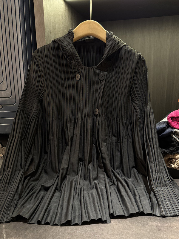 秋季新款韩版欧美系褶皱女装风衣宽松滑爽立体感出口品质长袖外套|undefined