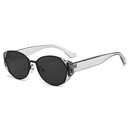 New Fashion Trend Sunglasses, Influencer Style, Street Style Photoshoot, Aviator Sunglasses for Women, UV Protection, Cat-Eye Design