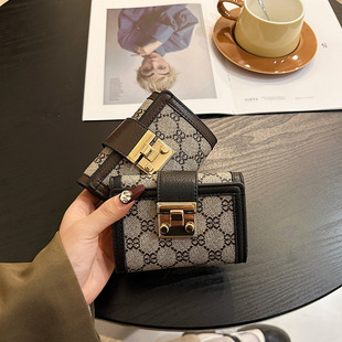 �羳Ůʿ�L���X������̿��X�A�࿨λ�������Q���l���۰ٴ����ð�