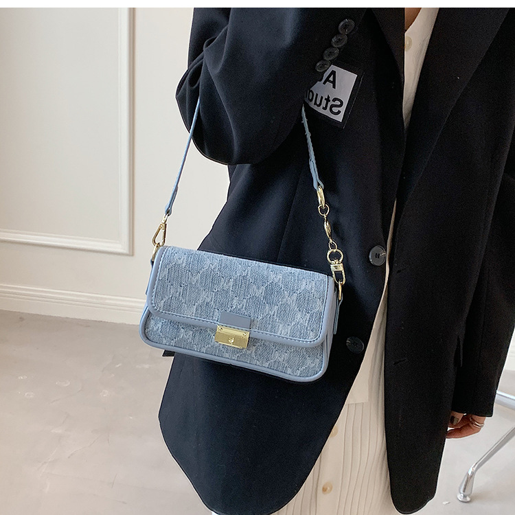 Women's Crossbody Bag Shoulder Bag With Chain And Textured Finish_voghion.com