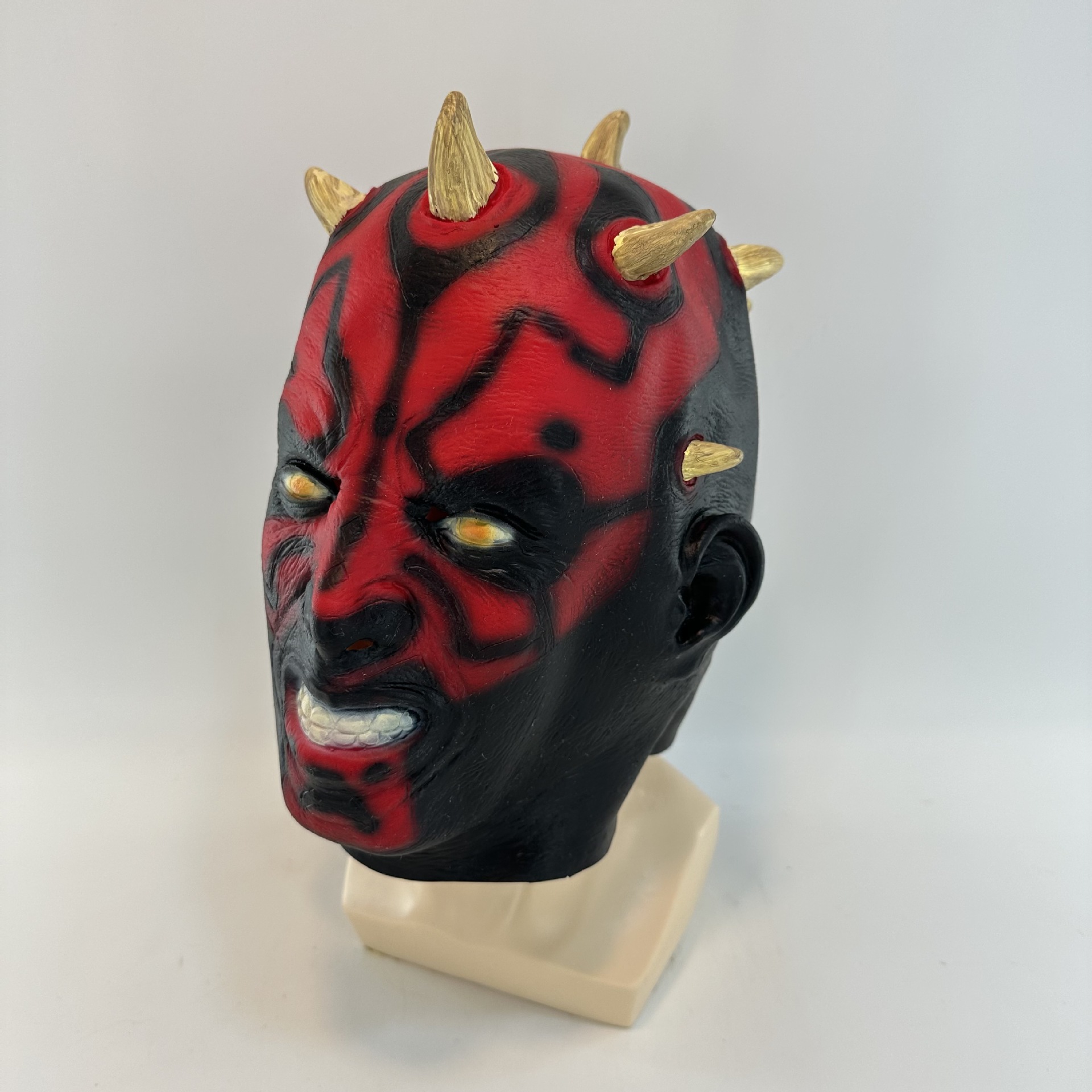 Película y televisión periférica Star Wars máscara de personaje Hood Darth Moore máscara de Halloween máscara de terror