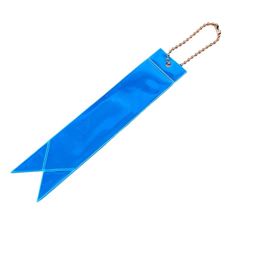 Venta caliente transfronteriza 13 colores colgante reflectante serpentina PVC reflectante bolsa colgante llavero fluorescente fabricante spot