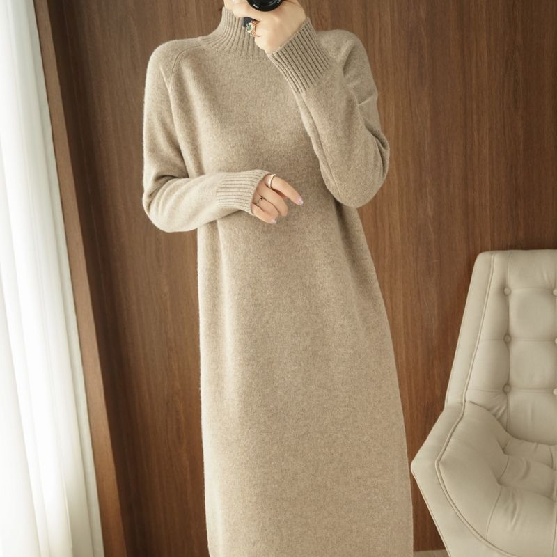 Honghe Knitting Factory Oatmeal-Colored Half-Turtleneck Knitted Dress for Women, Autumn and Winter Long Over-The-Knee Loose Sweater Dress Honghe Knitting Factory Oatmeal-Colored Half-Turtleneck Knitted Dress for Women, Autumn and Winter Long Over-The-Knee Loose Sweater Dress