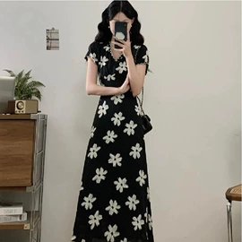 女式衬衫;连衣裙;孕妇裤