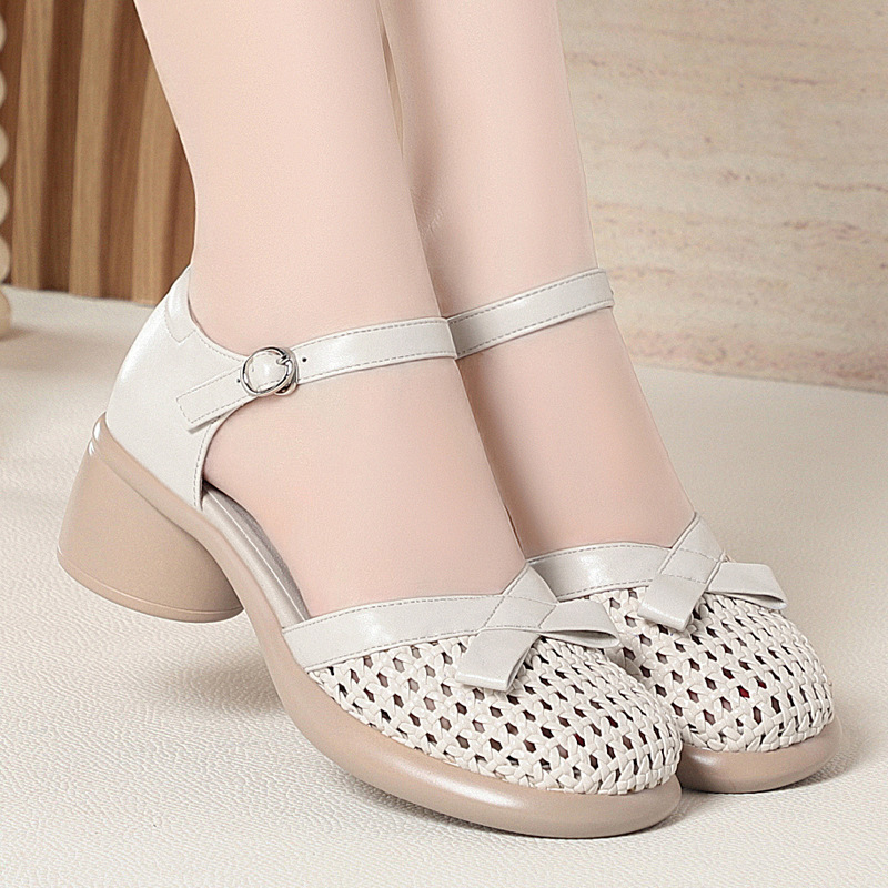 Sandal hở mũi nữ quai ngang da thật đế dày — màu be
