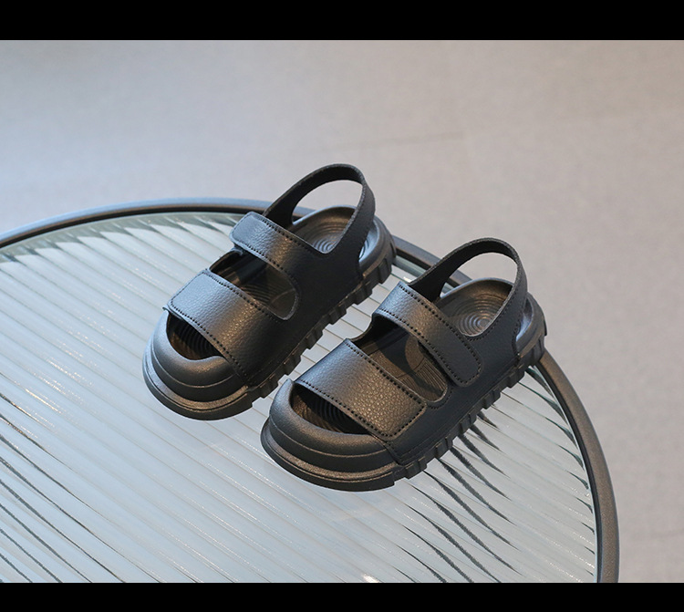 Koreanische Version von Freizeitsandalen mit dicken Sohlen für große Kinder, Jungen und Mädchen, Strandschuhe, Sommerneuheit 2023_voghion.com