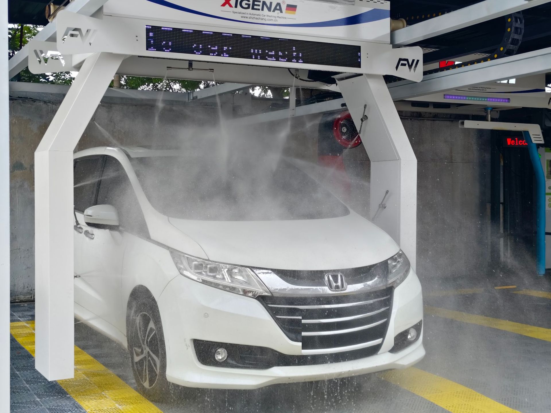 Fully Automatic Contactless Car Wash Machine, Commercial Gantry-Type Car Wash Equipment, Integrated Car Wash Machine for Gas Stations