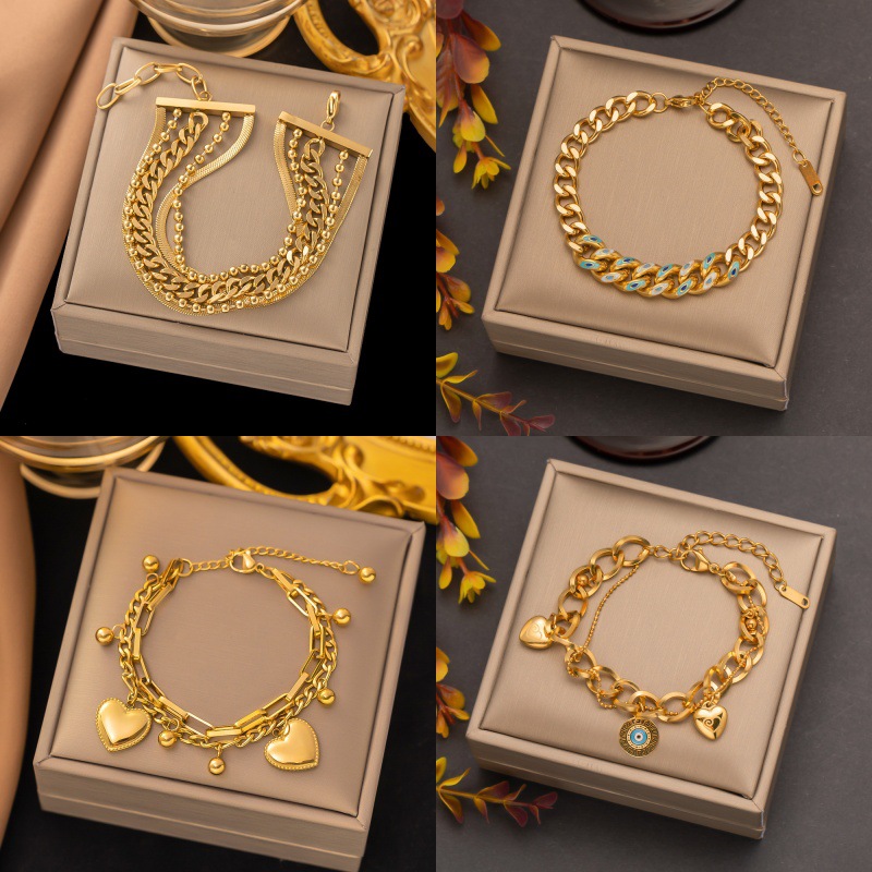 55g Weight Bracelets Classification 1 Piece Quantity Daily, Date Occasion Titanium Steel Material Round, Heart Shape Pattern Women's Gender Plating Design Vintage Style Style Titanium Steel Vintage Style Round Heart Shape Plating Bracelets 无