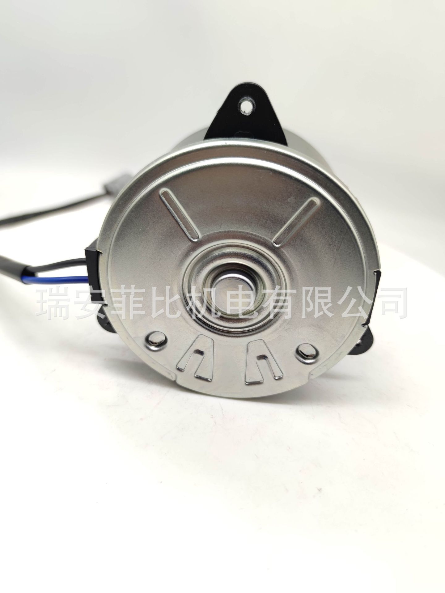 16363-75030 /168000-5470/16363-20390/16363-20400 Car Fan Motor