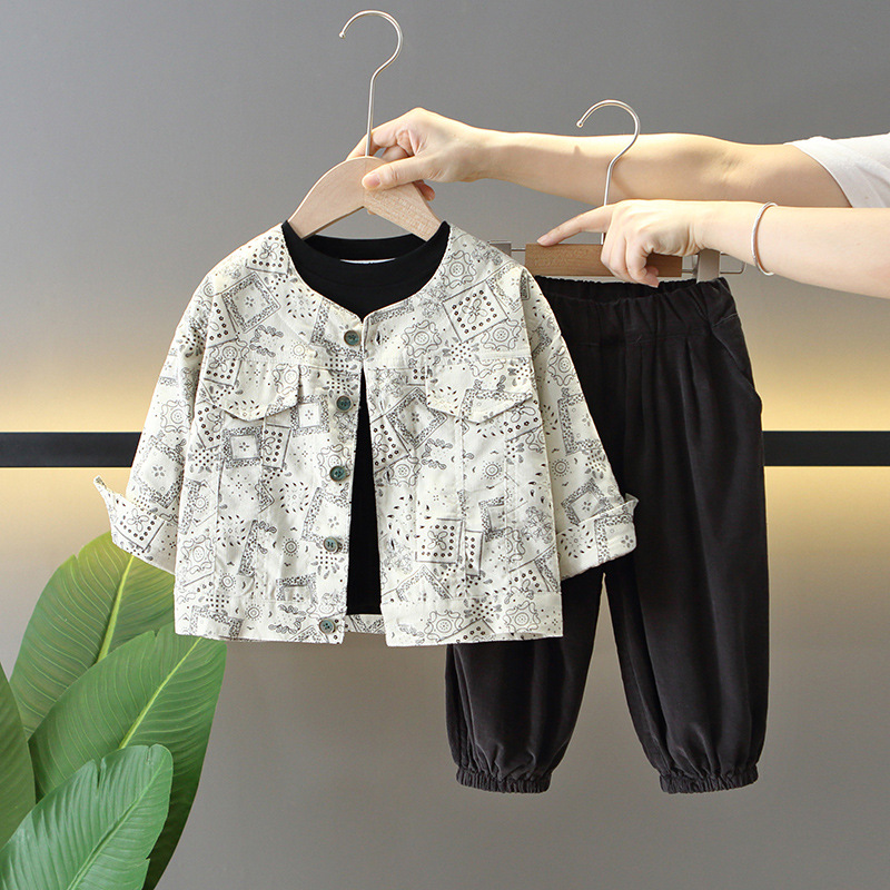 6143 Traje de otoño para niños 2025 Nuevo estilo Primavera y otoño para niños Chaquetas de camisa de niño guapo Traje de tres piezas para bebés