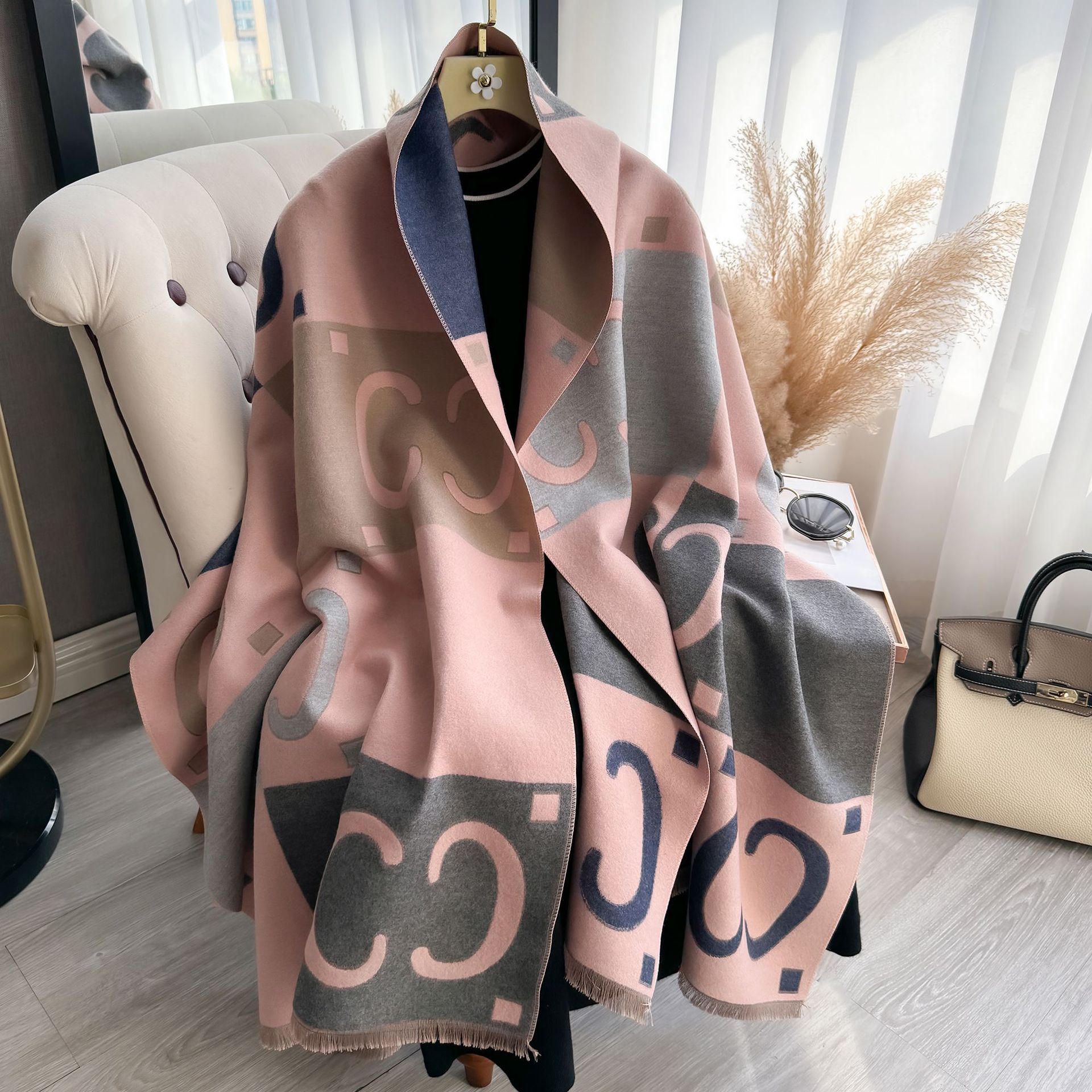 W2180 (5).jpg