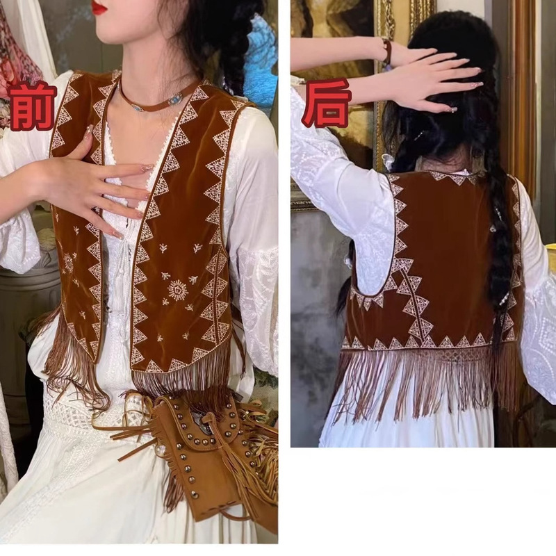 Ethnic Style Suede Vest for Women with Embroidery Paired with a Skirt and Jacket, Bohemian Tassel Cardigan, Popular in Southeast Asia Ethnic Style Suede Vest for Women with Embroidery Paired with a Skirt and Jacket, Bohemian Tassel Cardigan, Popular in Southeast Asia