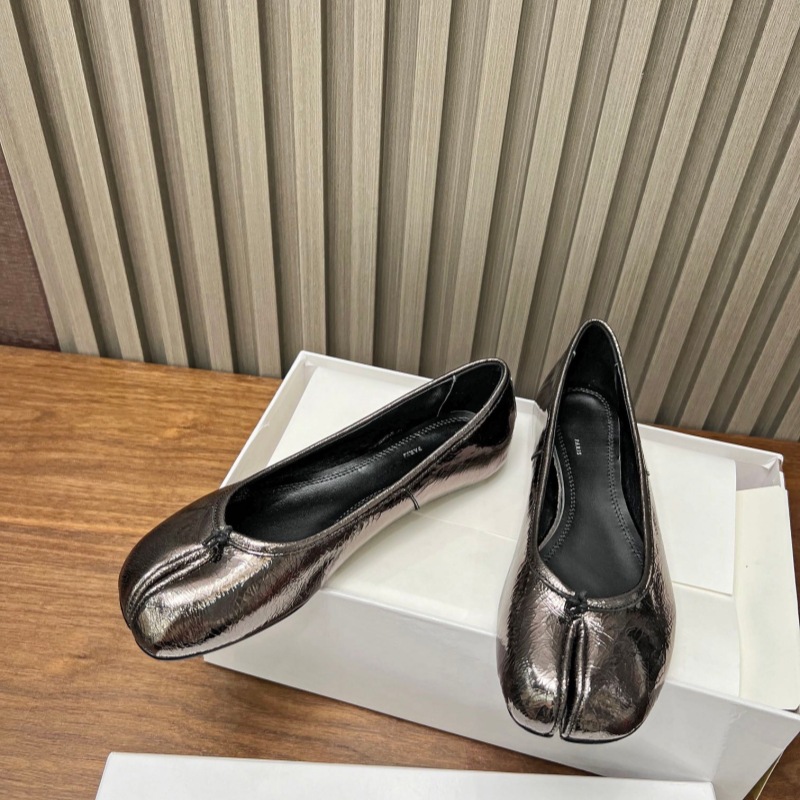 Flat bottom metal gun color wrinkle-free